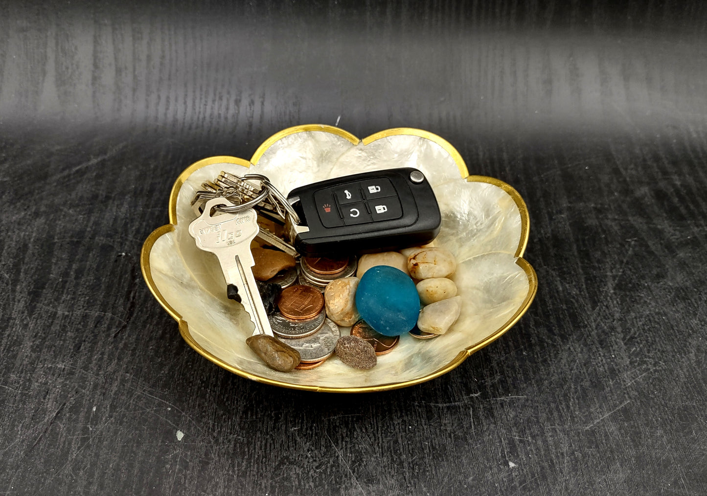 Gold Edged Round Capiz Shell Dish (One shell dish approx. 6 inches) Adorable shell dish special for any coastal home!