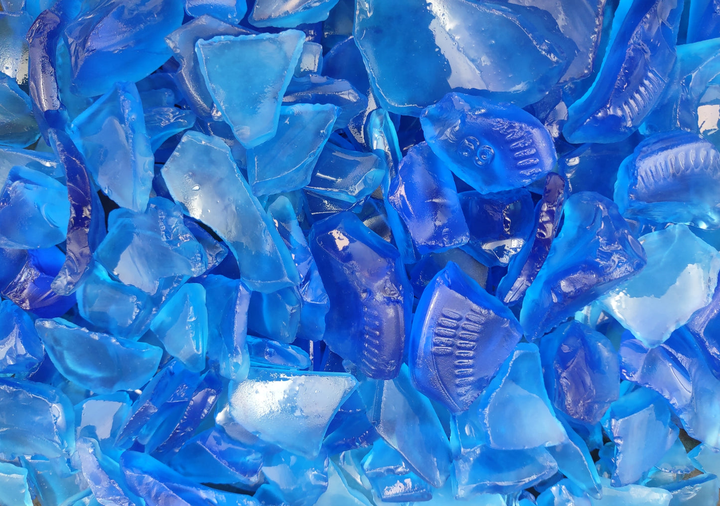 Beach Sea Glass Rough Cobalt Blue Medium Tumbled (approx. 1 kilogram 0.5-1+ inches) Man made tumbled sea glass!